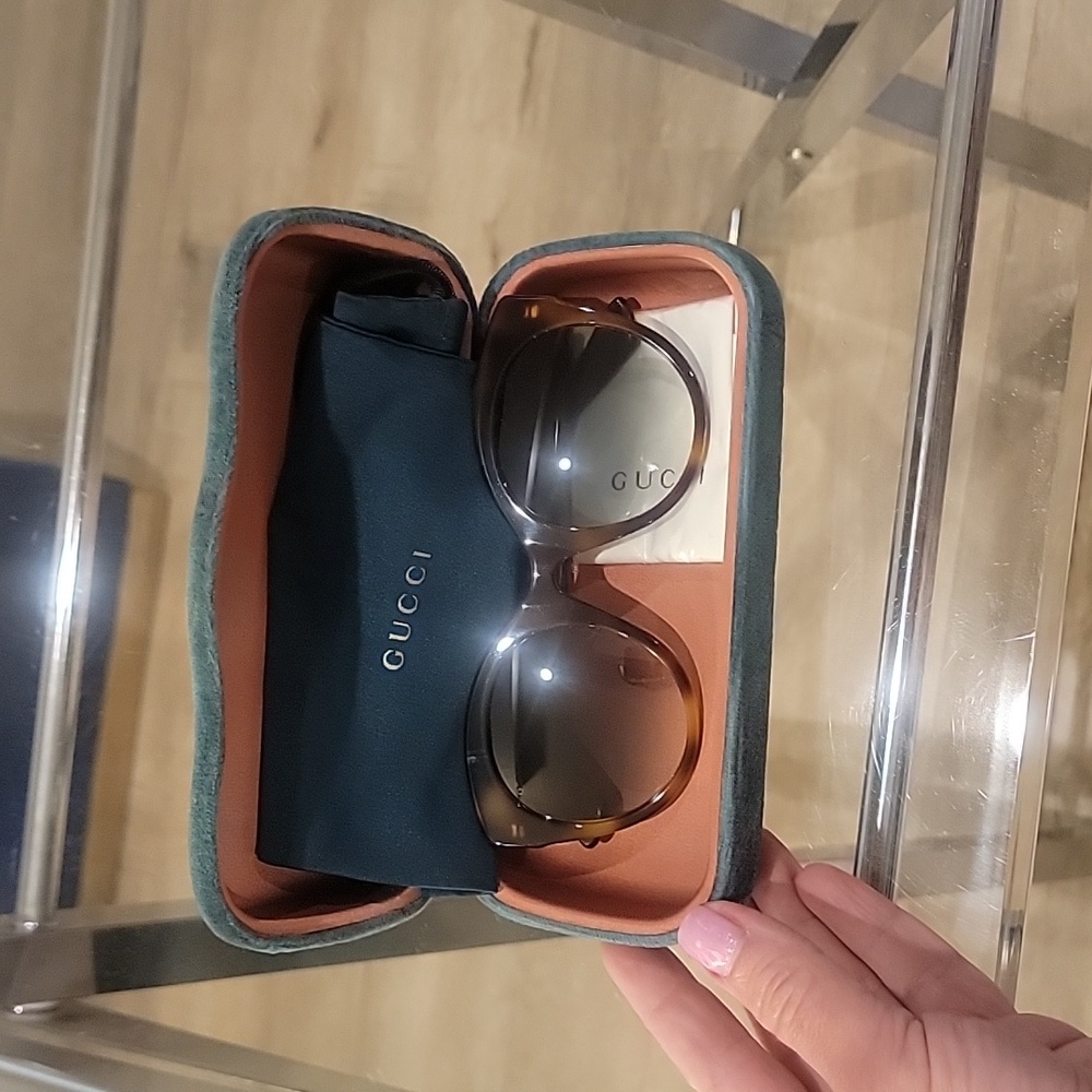 Gucci sunglasses